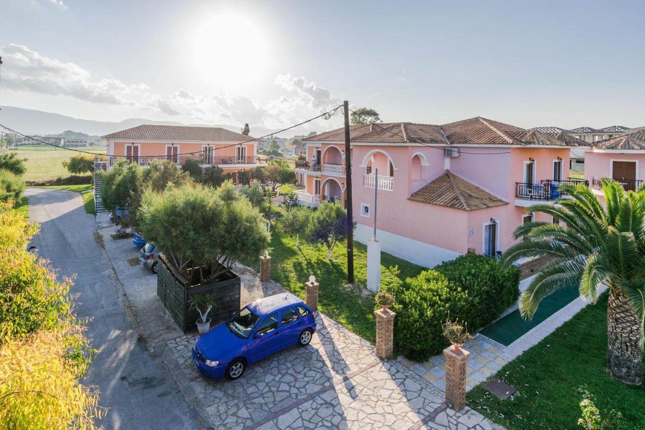 Costas Hotel