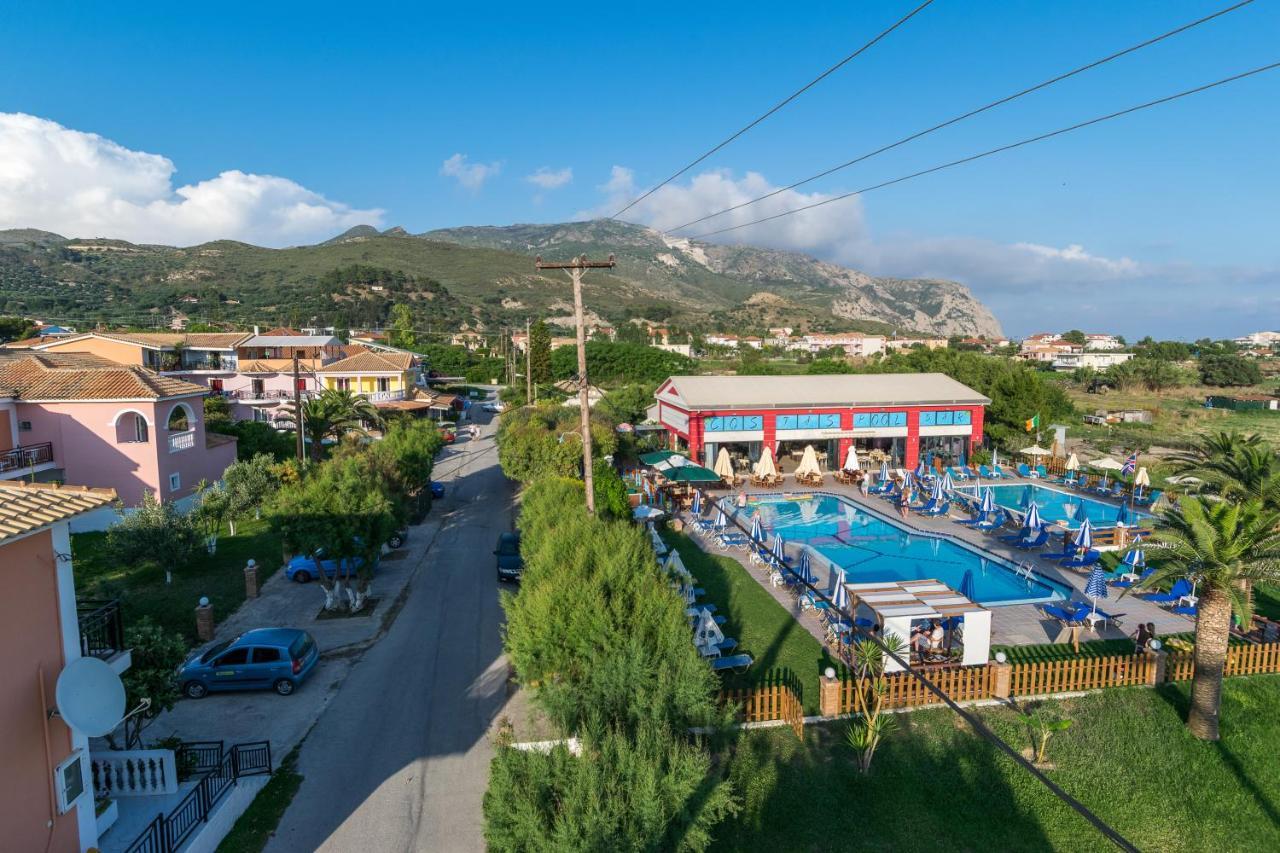 Costas Hotel