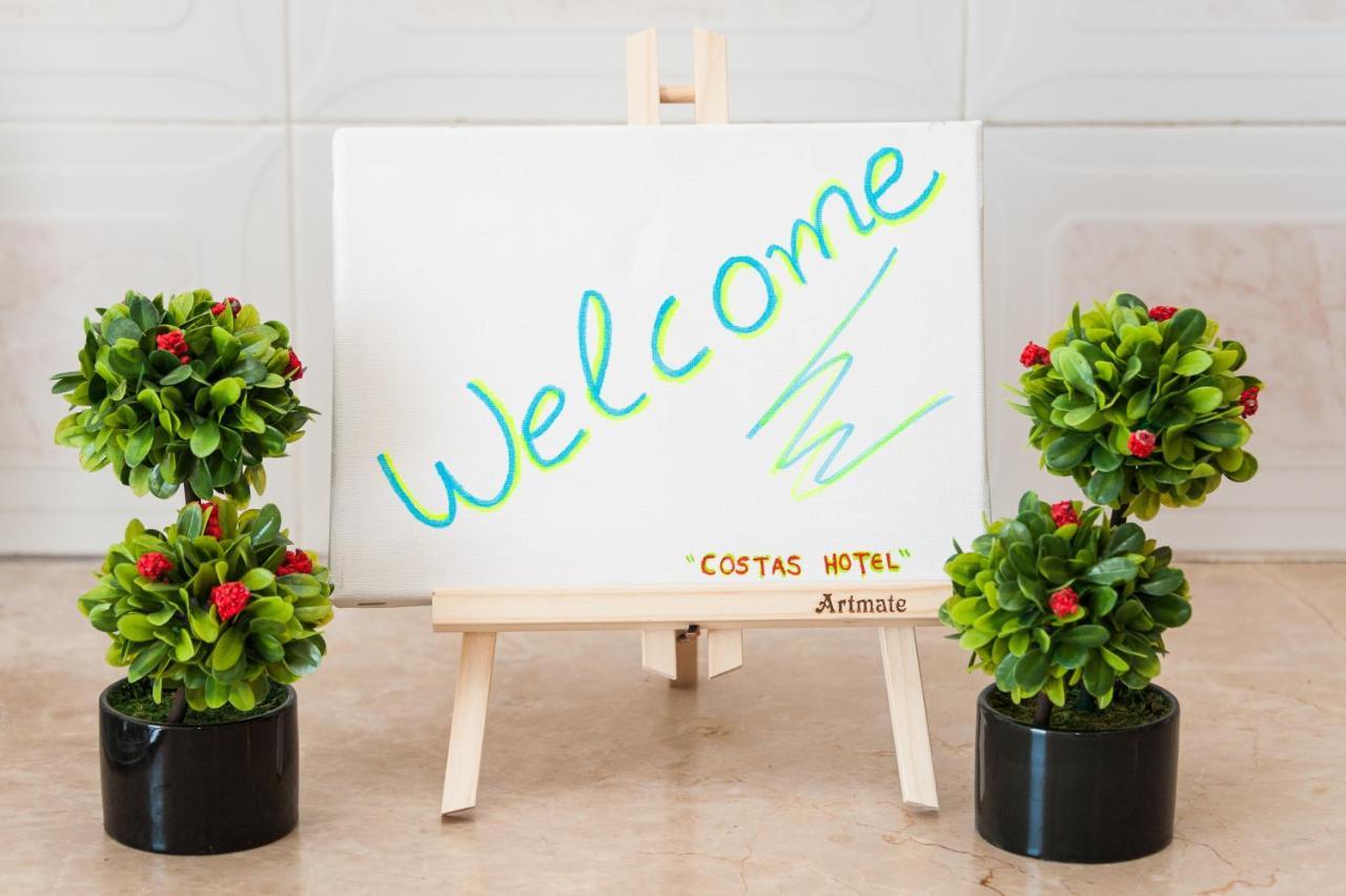 Costas Hotel